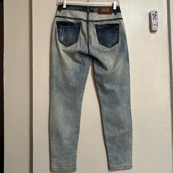 Morena Rosa Isabelli - Picture 8 of 14